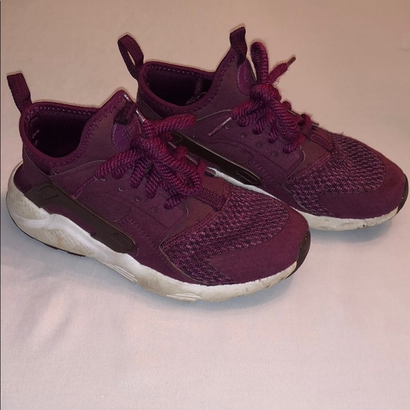 burgundy huaraches